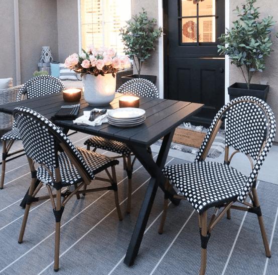 What are the Advantages of Wicker Chair